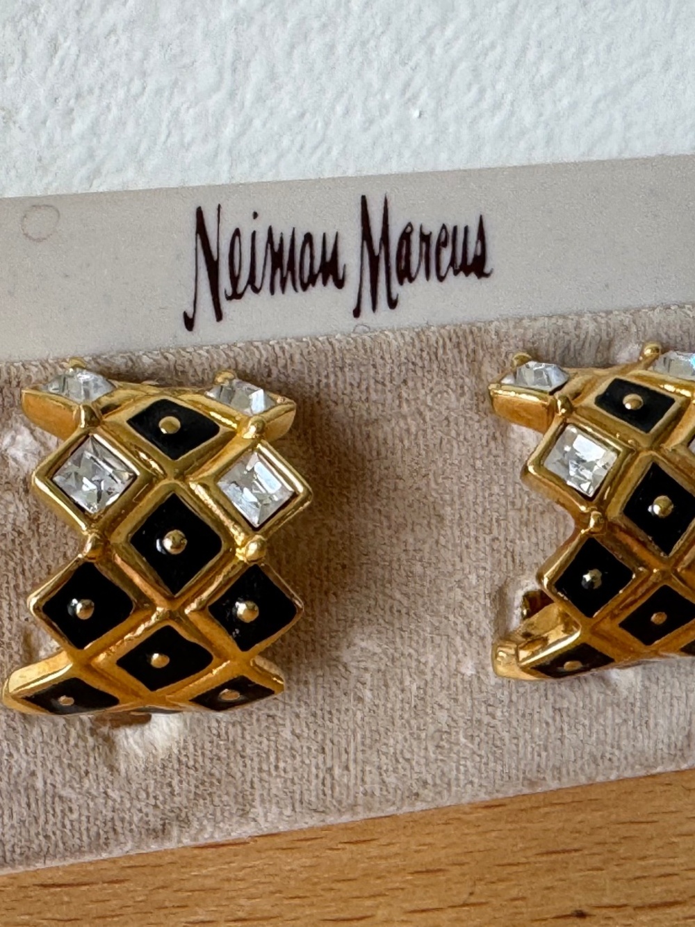 Neiman Marcus Vintage Black Enamel Rhinestone Gold Tone Clip On Earrings